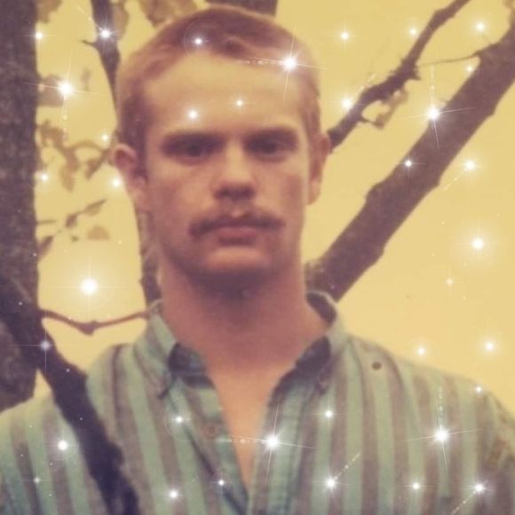 Meet your Posher, Sheila - Picture 1 of 1